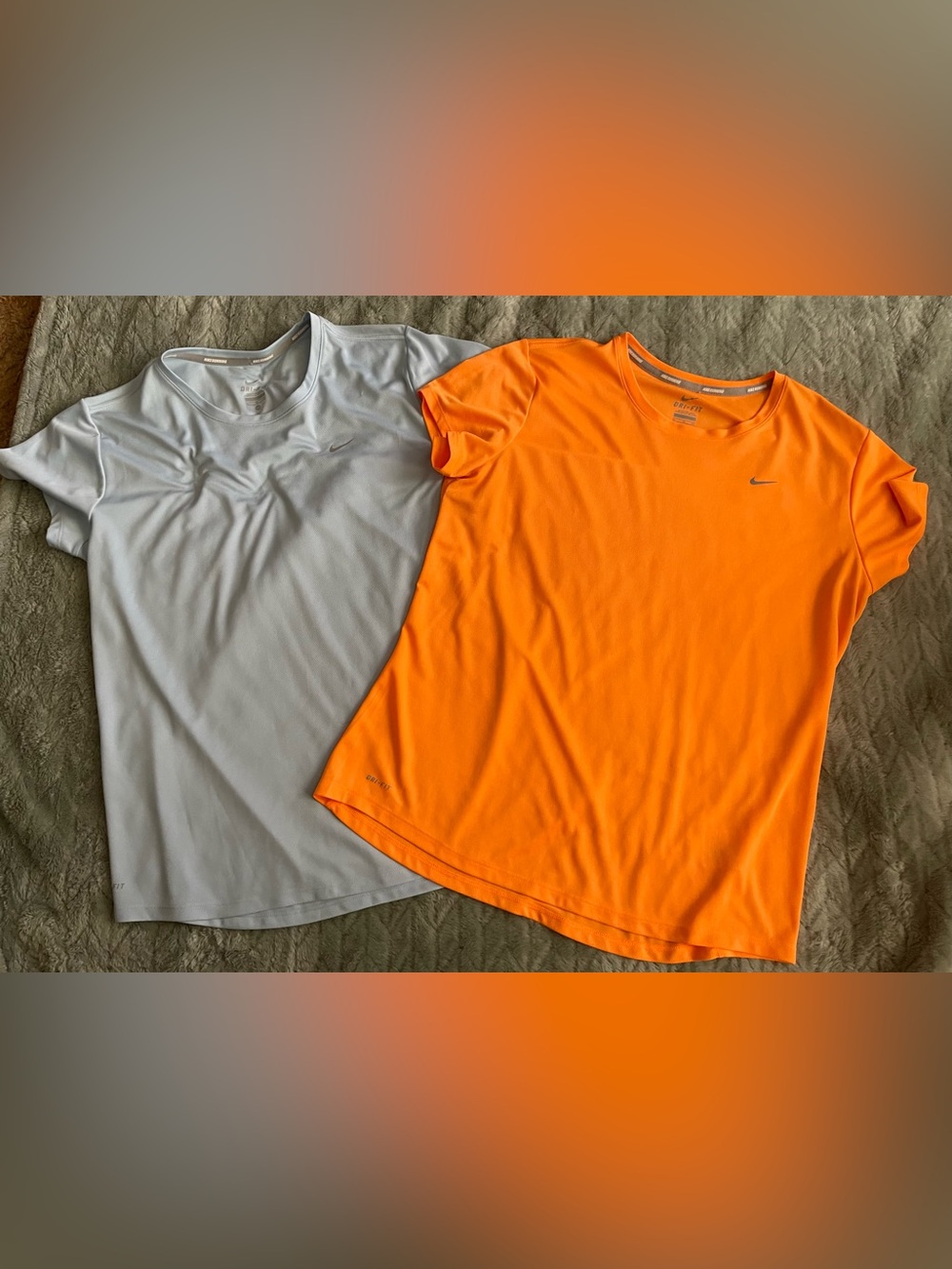 Women’s NIKE Shirts Size XL